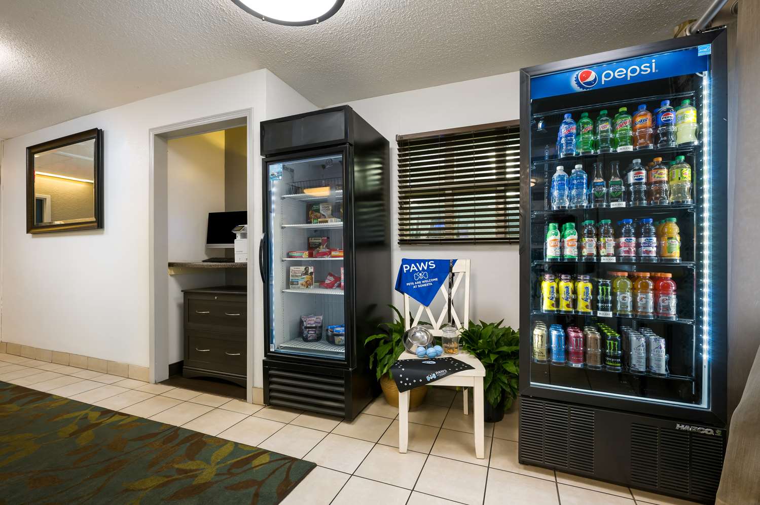 Sonesta Simply Suites Chicago Waukegan 18/29