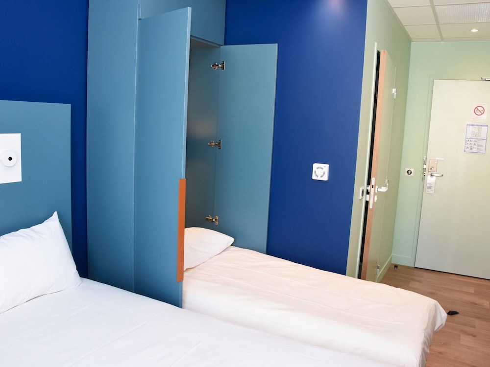 ibis budget Langres 13/52