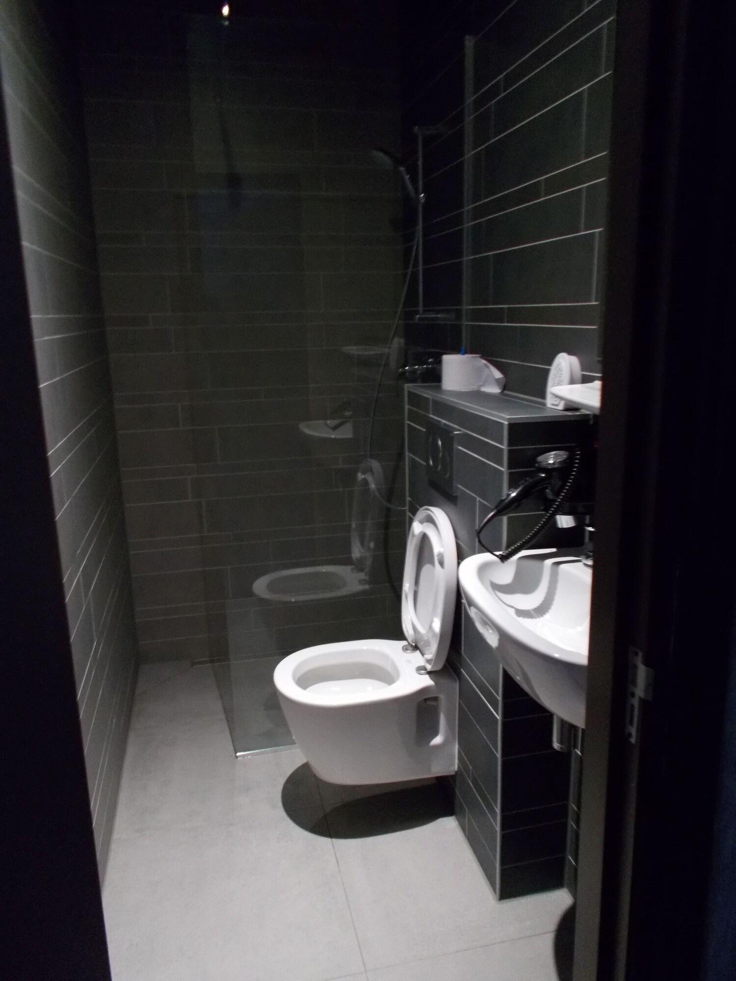Urban City Centre Hostel 14/15