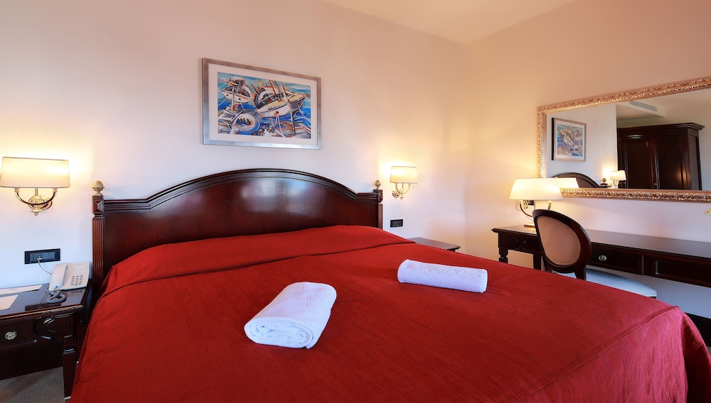 Arbiana Heritage Hotel 13/78