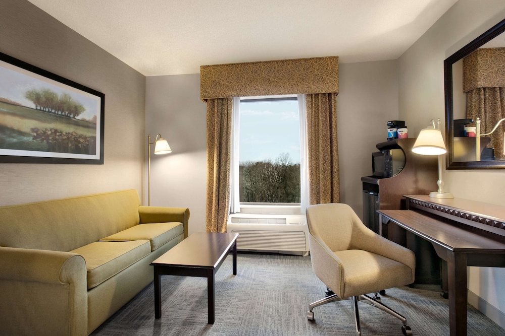 Hampton Inn & Suites Mahwah 29/60