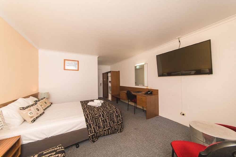Hampton Villa Motel (ex.Comfort Inn Rockhampton) 41/71