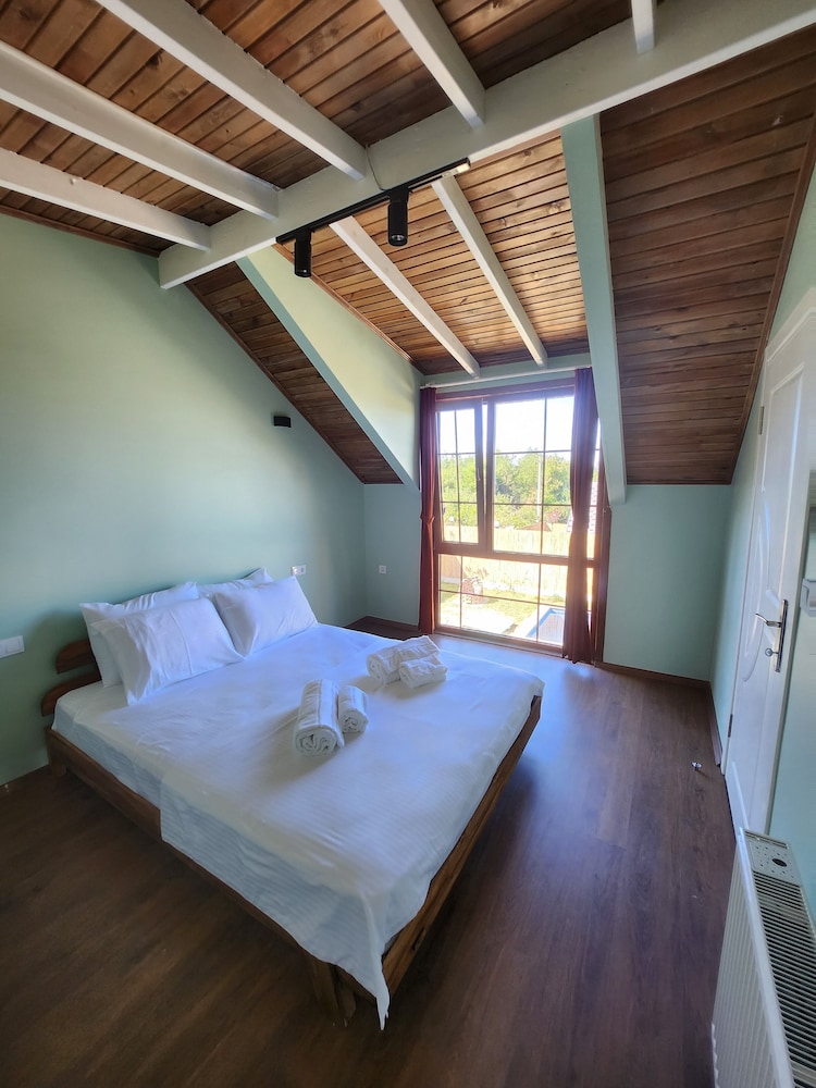 Mayan Bungalows 5/42