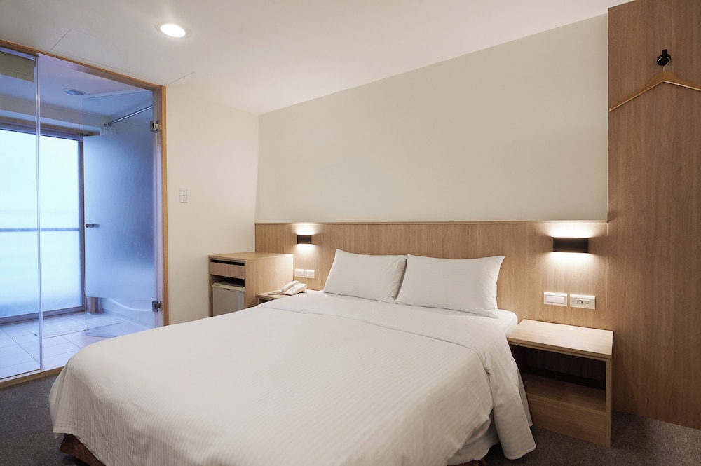 Nei Jiang Hotel 14/38