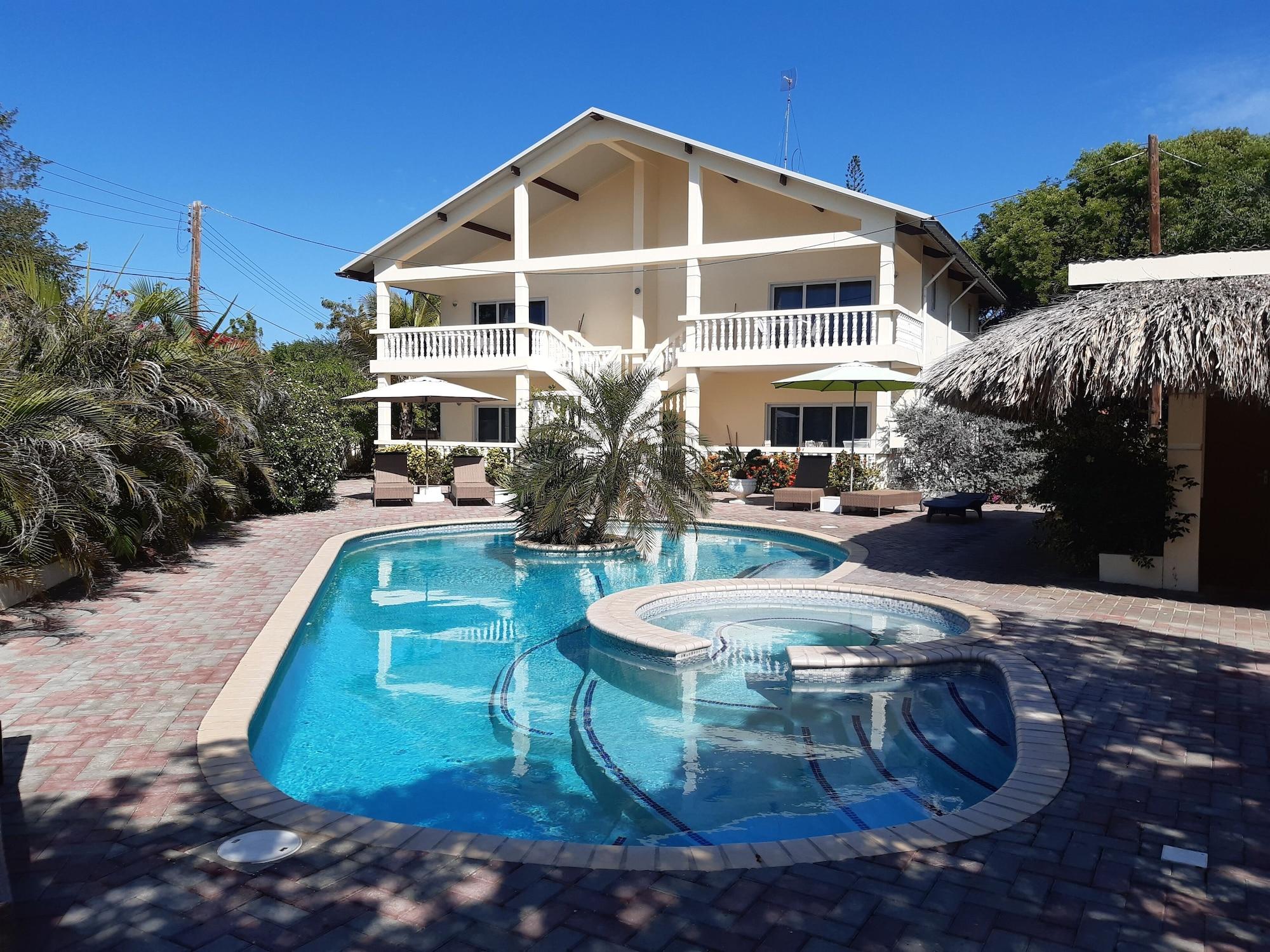 Wayaca Mini Resort 5/21