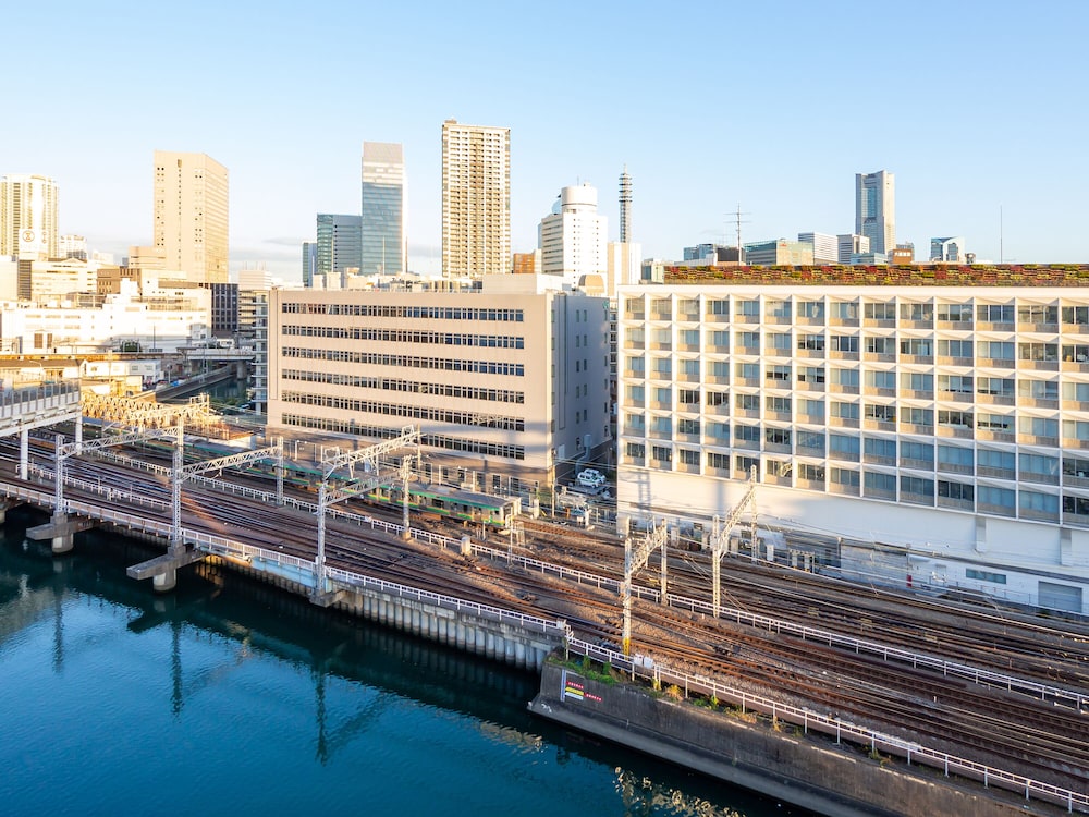 Toyoko Inn Yokohama-Eki Nishi-Guchi 39/42