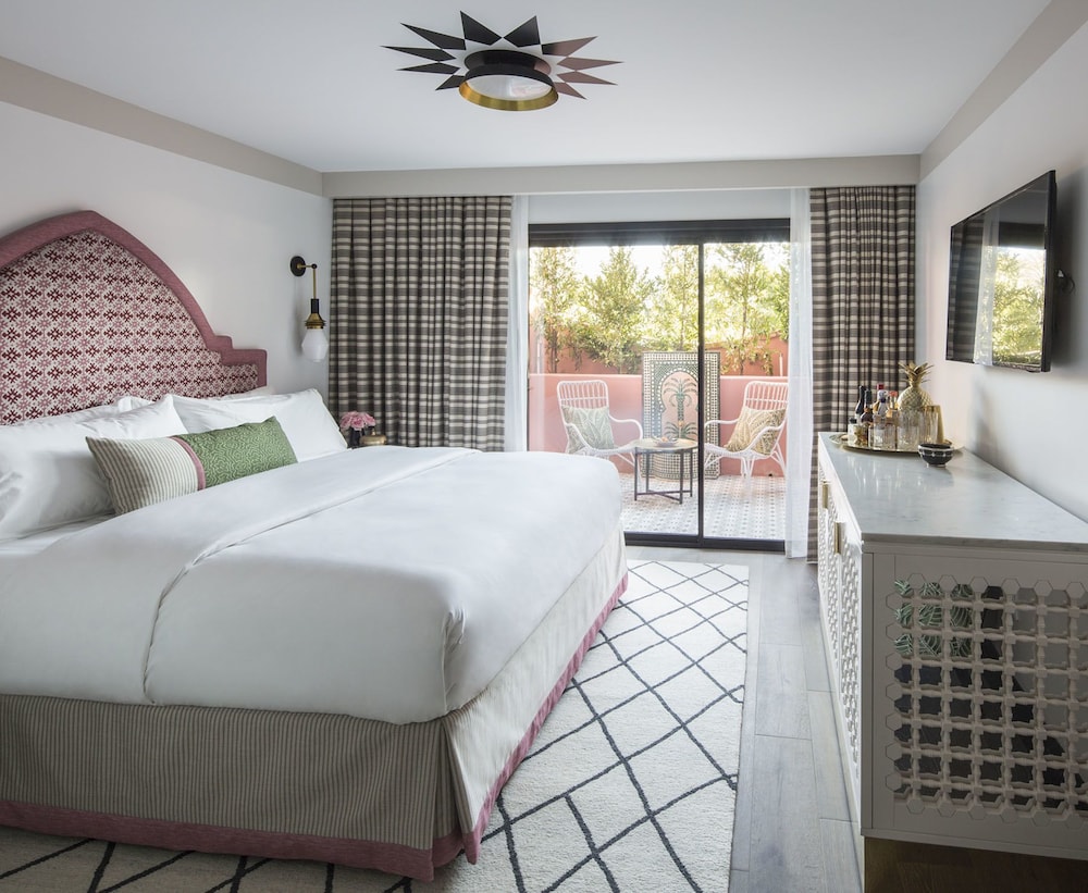 Sands Hotel and Spa 8/32