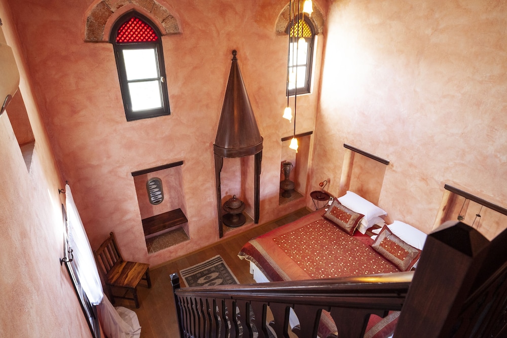 Spirit Of The Knights Boutique Hotel 59/76