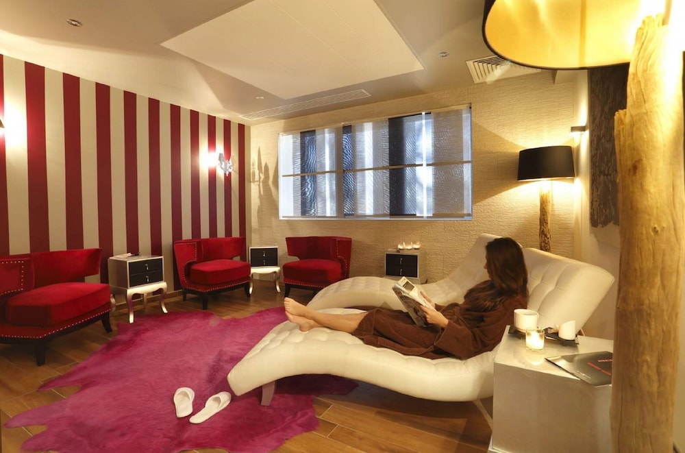 Saint Georges Hotel 44/69