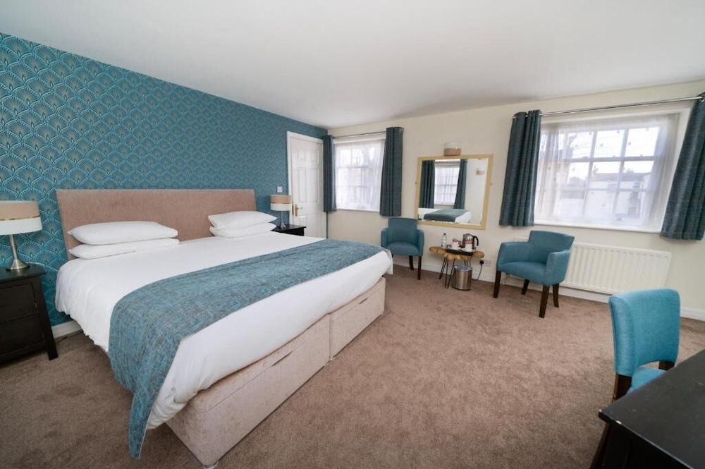 The Angel Hotel 10/49