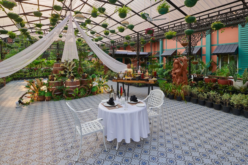 MAYFAIR Tea Resort 44/50