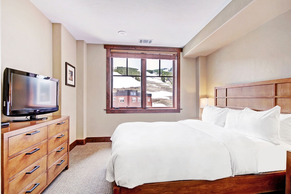 One Ski Hill Place A Rockresort 23/63