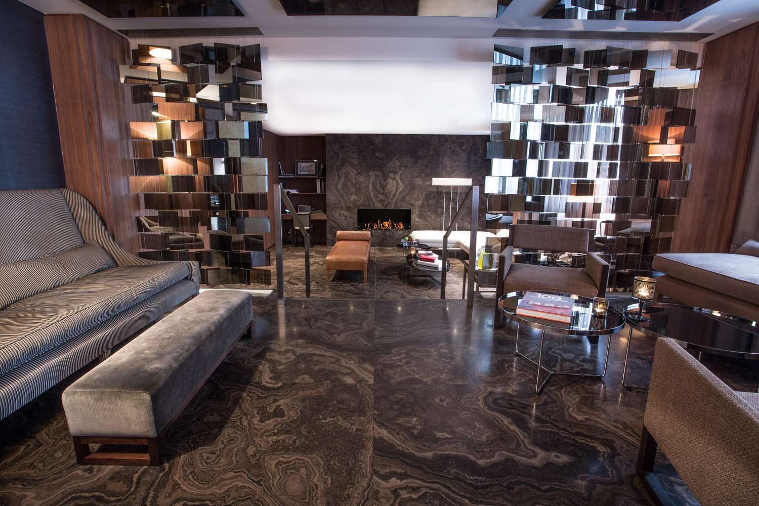 The Emblem Hotel 34/49