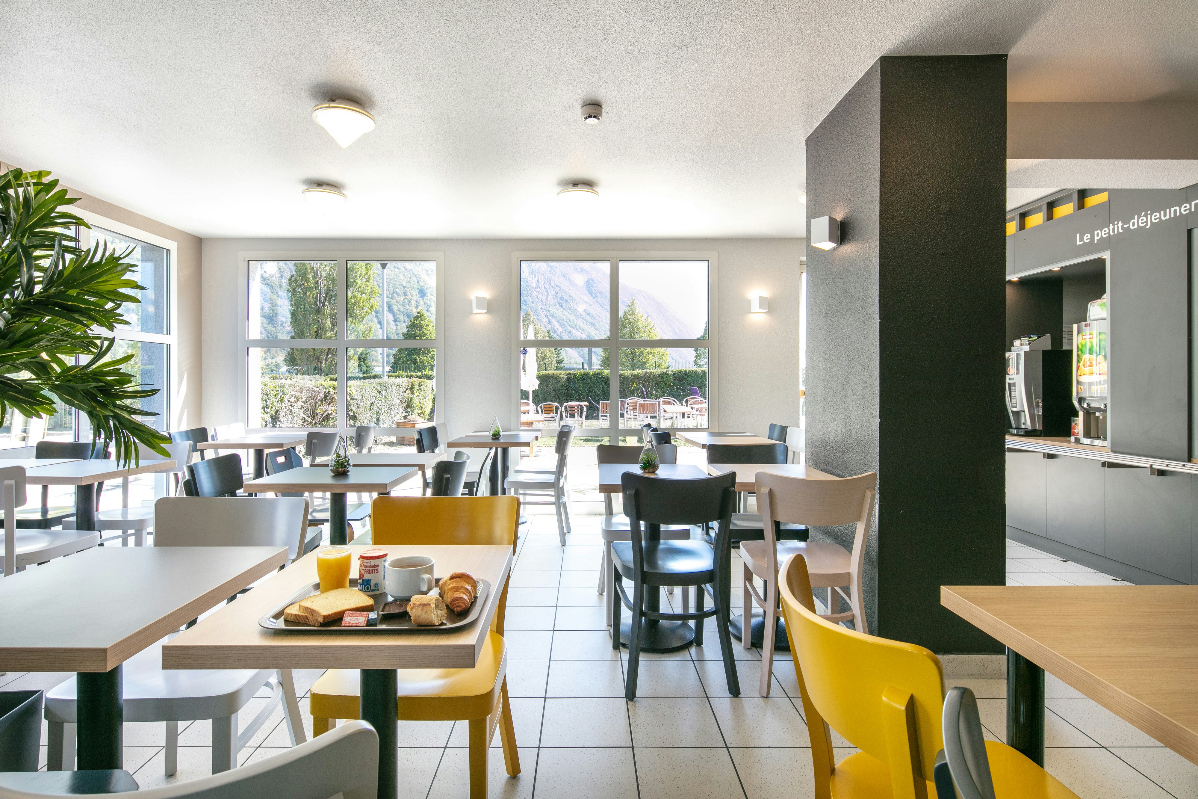 B&B Hotel Saint Jean De Maurienne 13/15