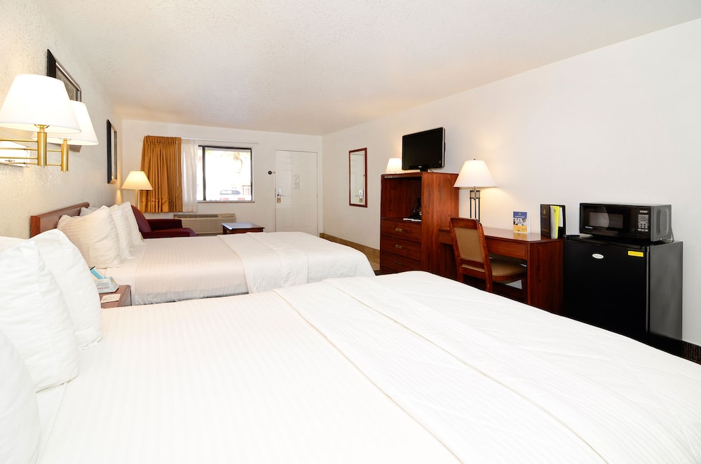 Best Western Colorado River Inn 15/36