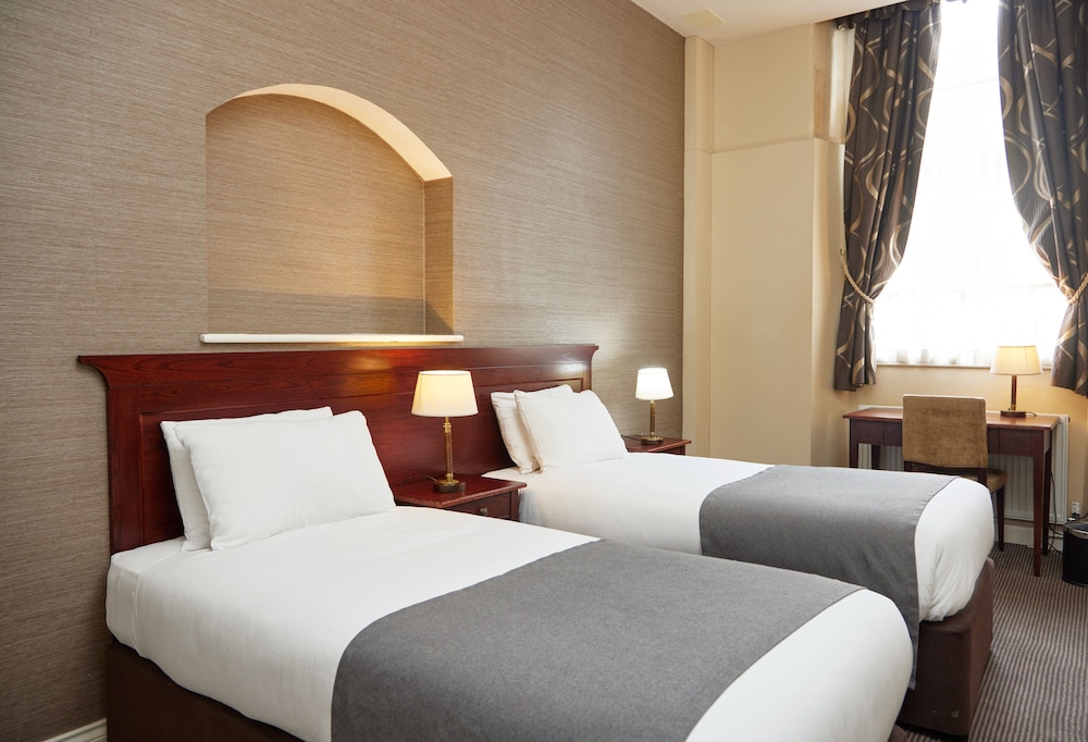 The George Hotel 16/57