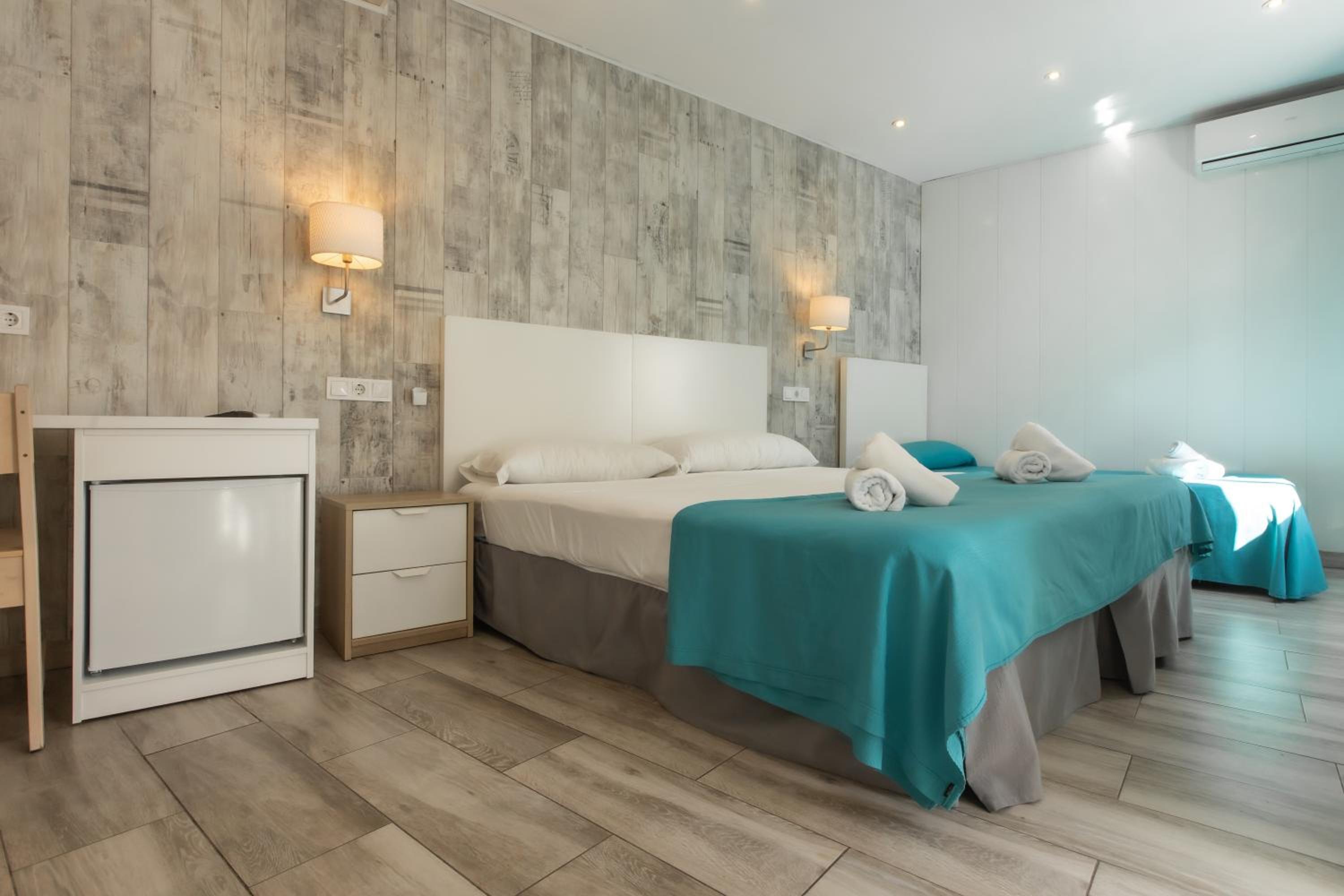 Room, Triple, Single Bed, Hotel Zen Airport 3/10