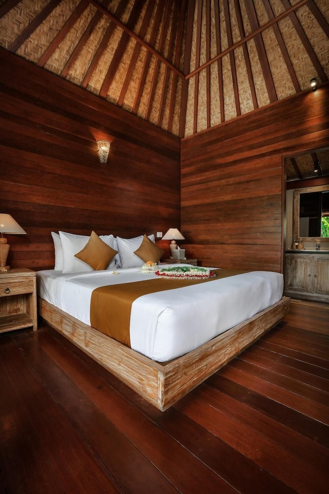 Yana Villas Kemenuh 21/68
