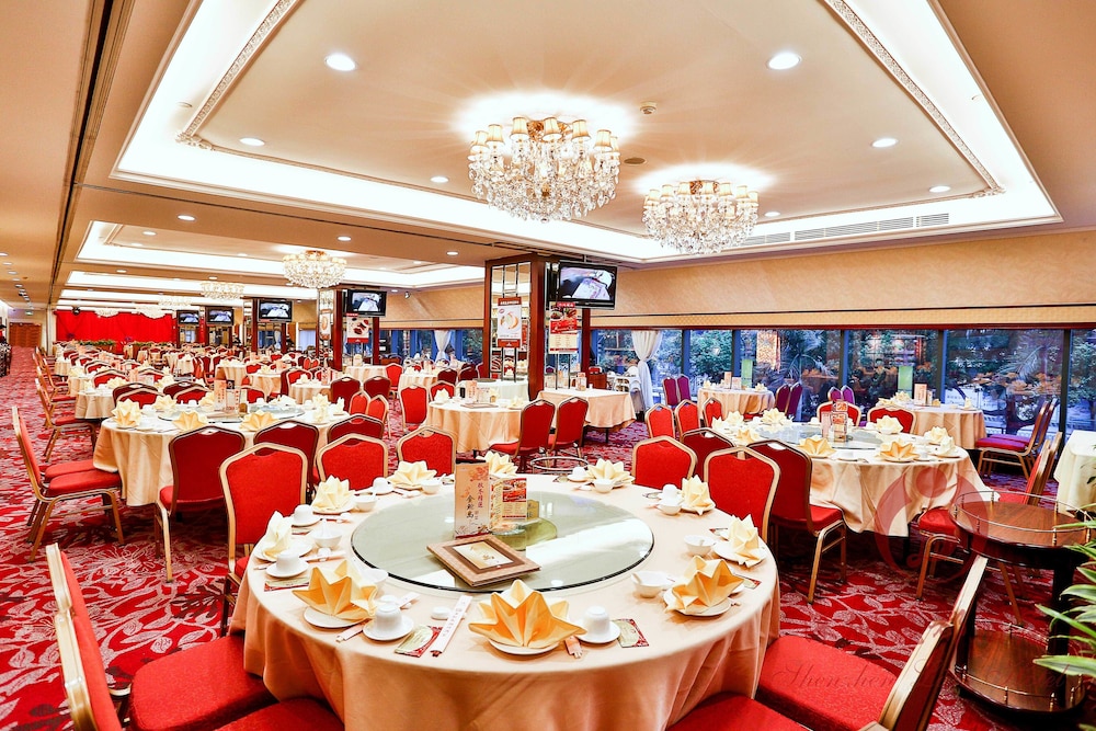 SHENZHEN LIDO HOTEL 40/55