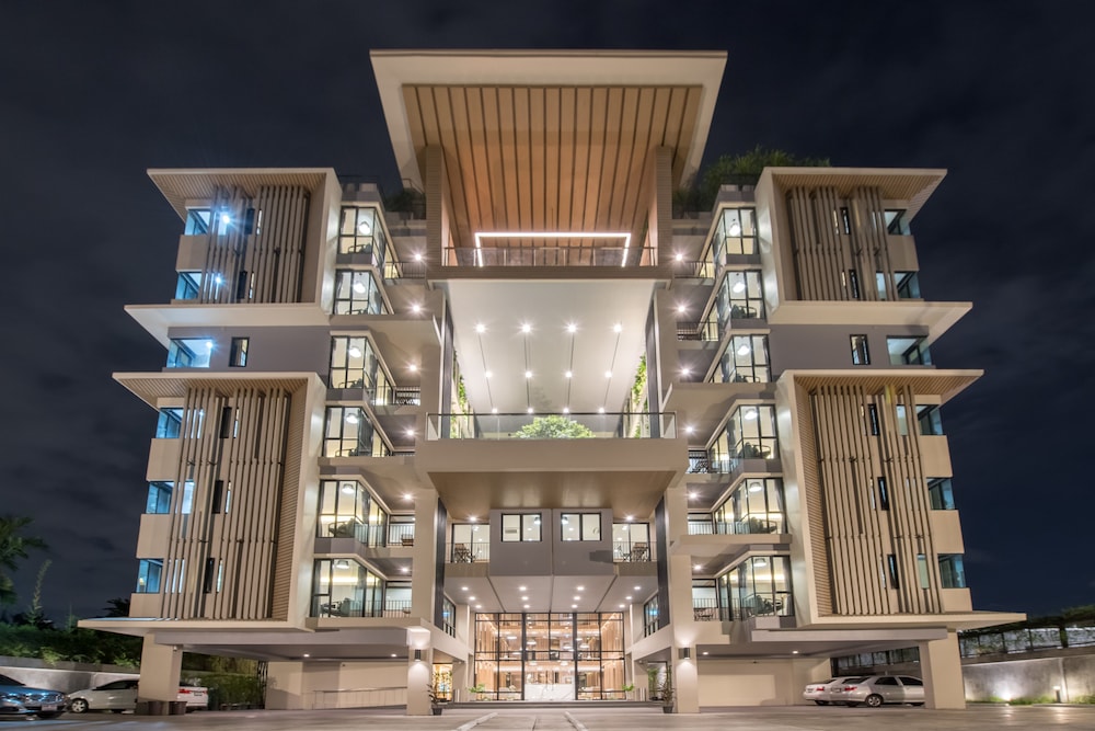 Mii Hotel Srinakarin in BANGKOK