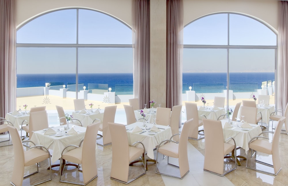 Atrium Platinum Luxury Resort 38/50