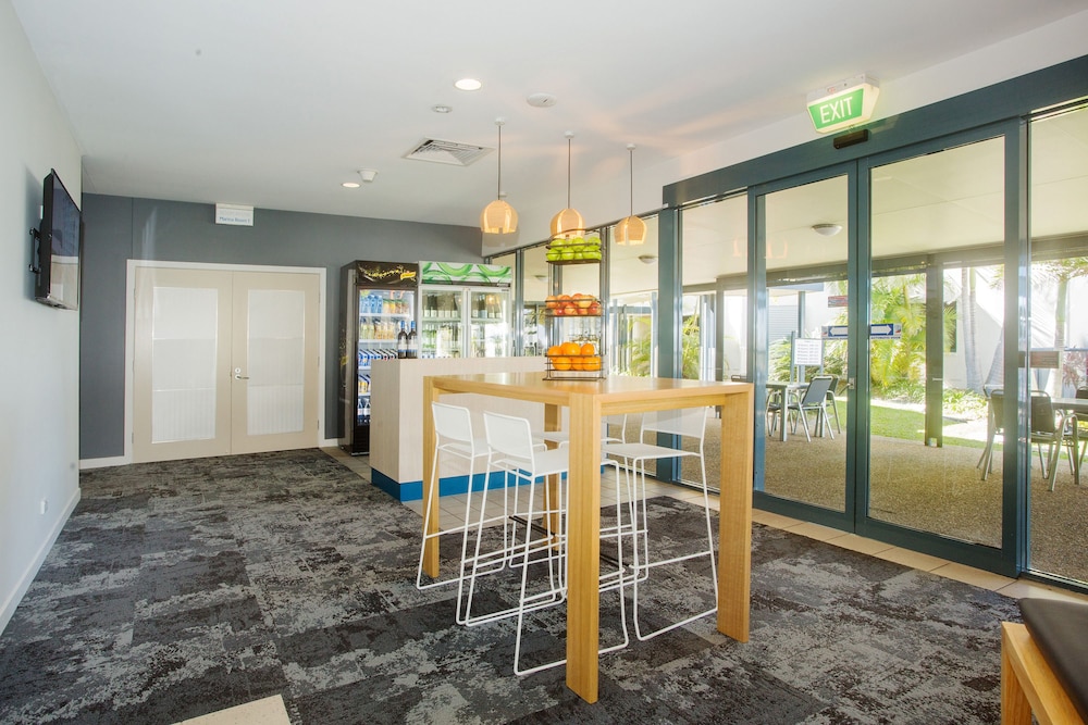 Mantra Hervey Bay 23/69