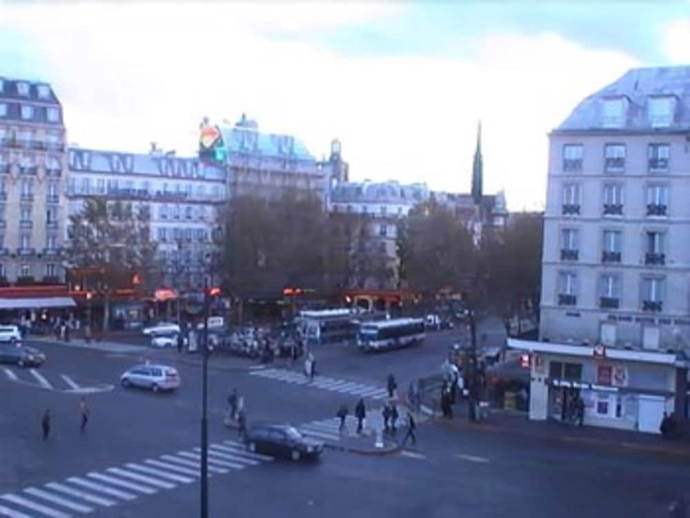 Hotel de Lorraine 27/32