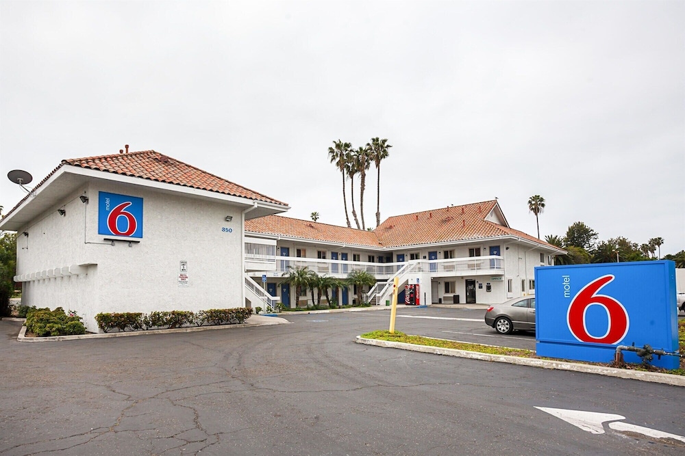 Motel6 Ventura, CA - Downtown 26/33