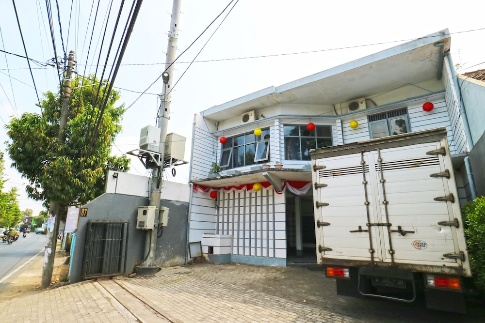 Hotel Bintang Malang 40/50