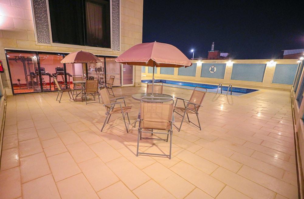 فندق شيرفل الواحة عنيزة(Cheerful Al Waha Unayzah Hotel Ex Golden Tulip Al Waha) 62/72