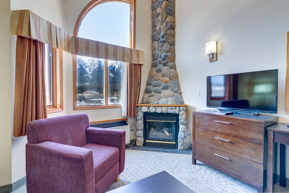 Chateau Canmore 58/69