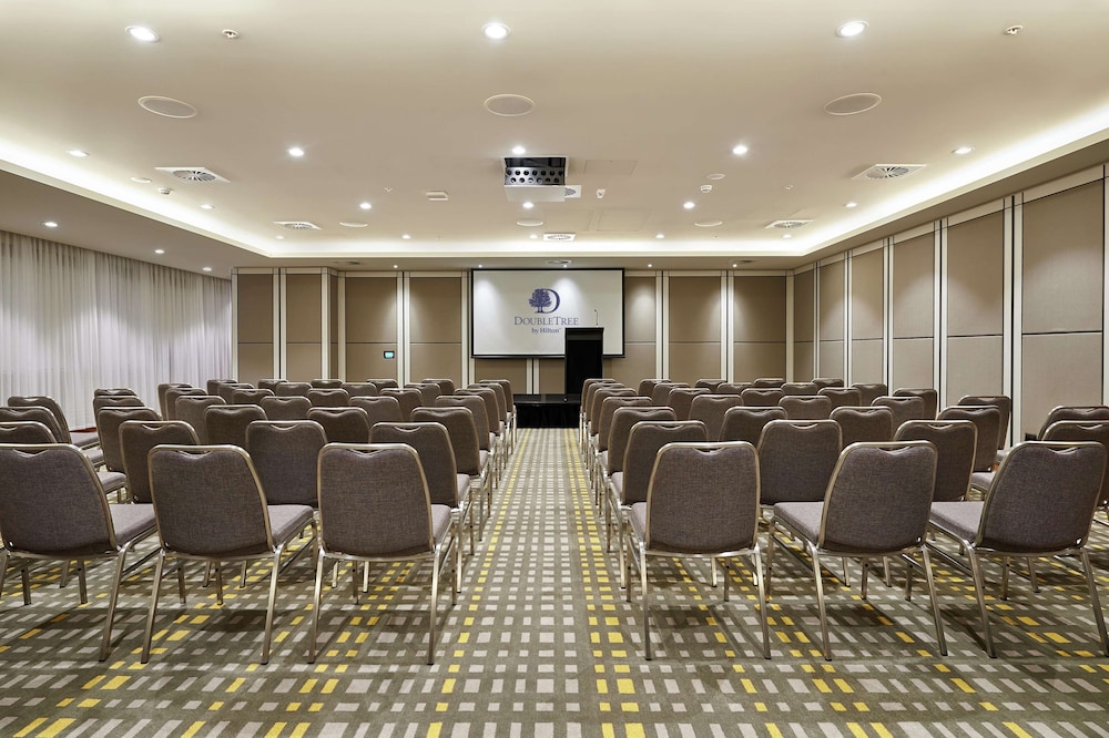 Doubletree By Hilton Perth Northbridge 62/65