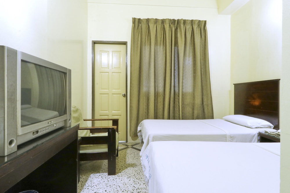 Nan Yeang Hotel 87/126