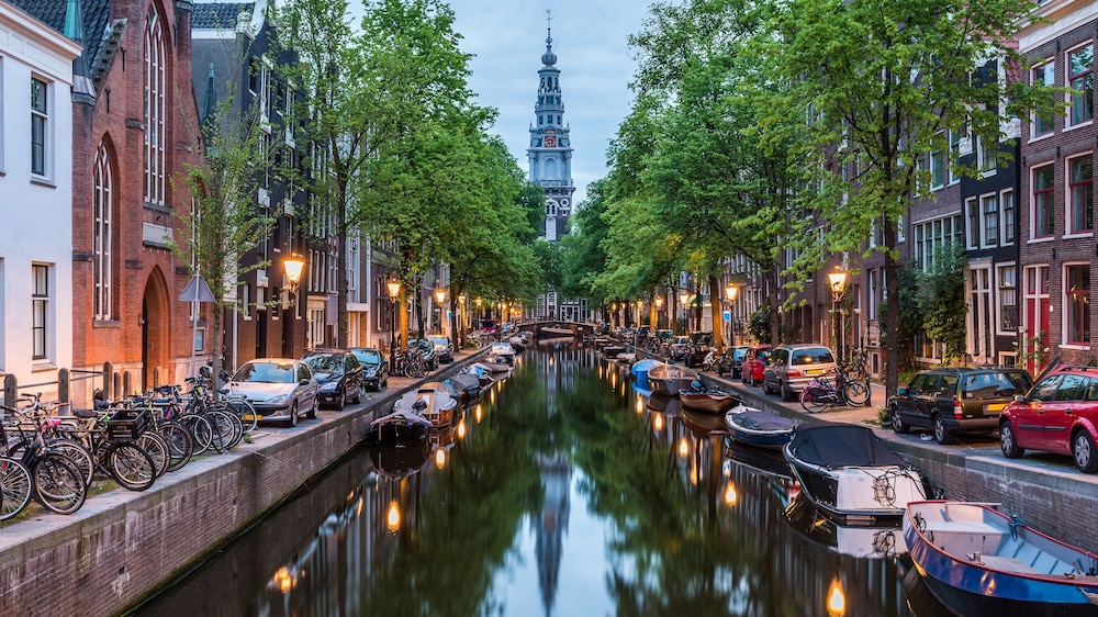 Grand Canal Boutique Hotel 52/58