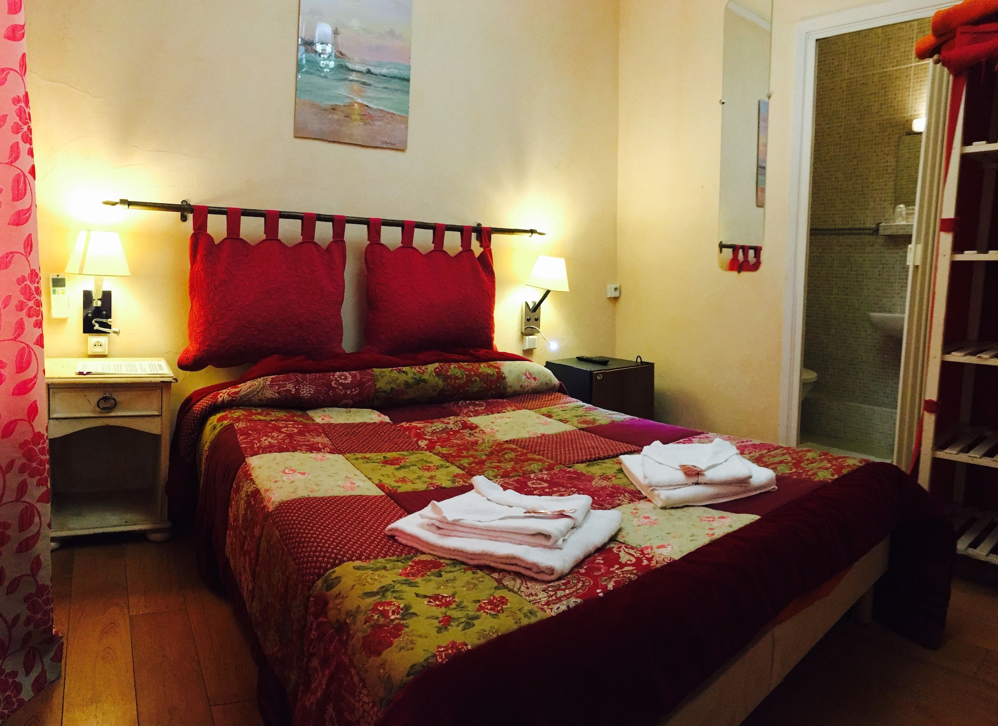 COMFORT, DOUBLE BED