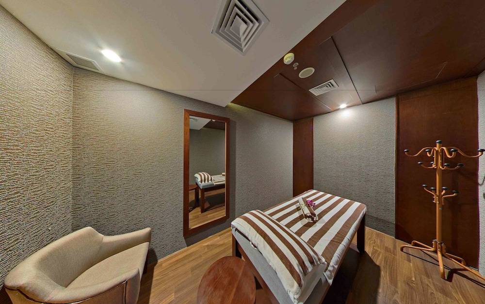 Le Indochina Hotel & Spa 20/66