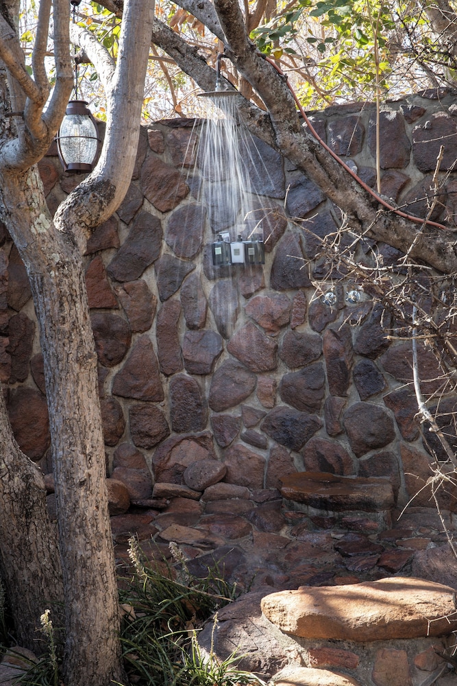 Camp Ndlovu - All Inclusive 28/56