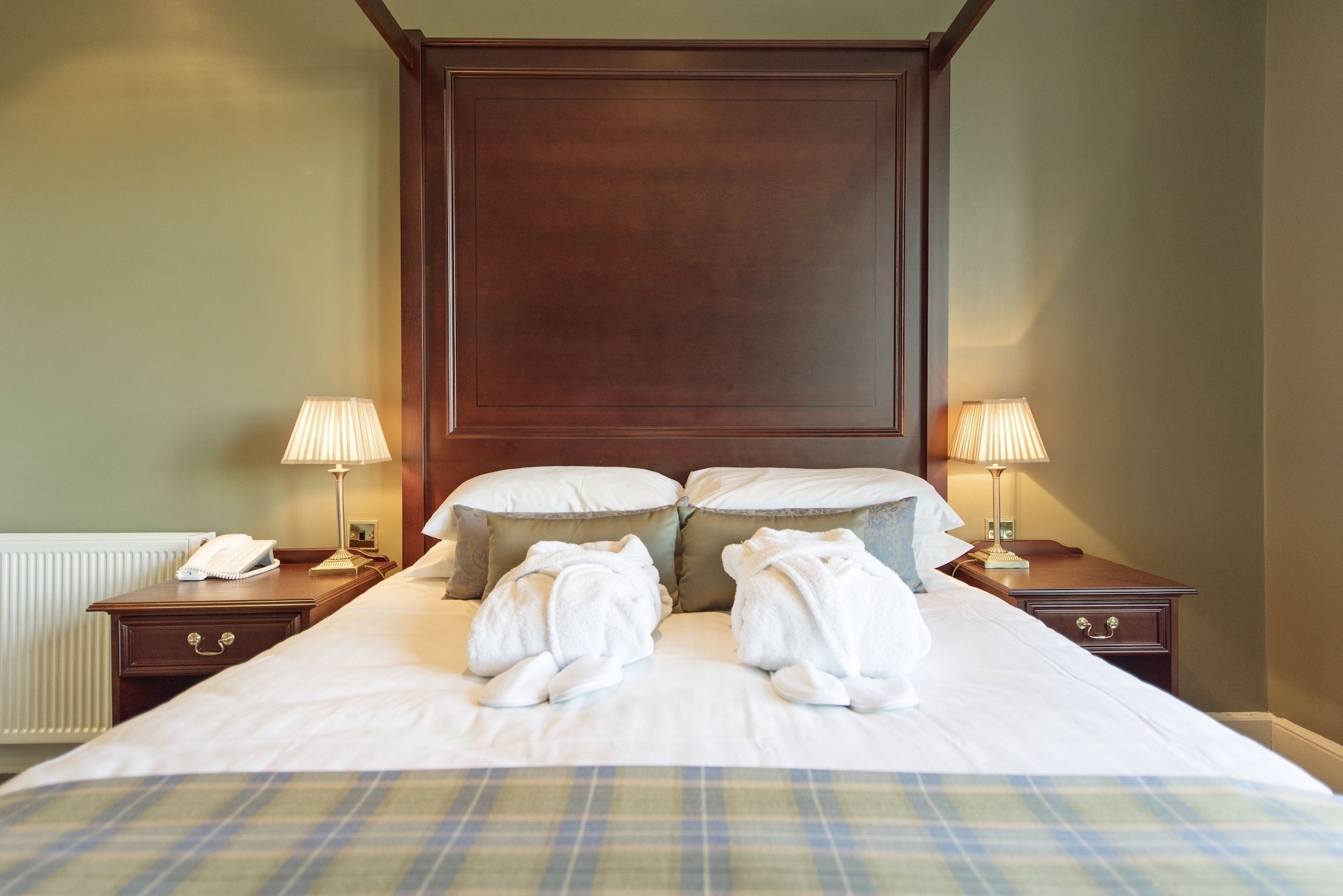 Four Poster, Double Bed