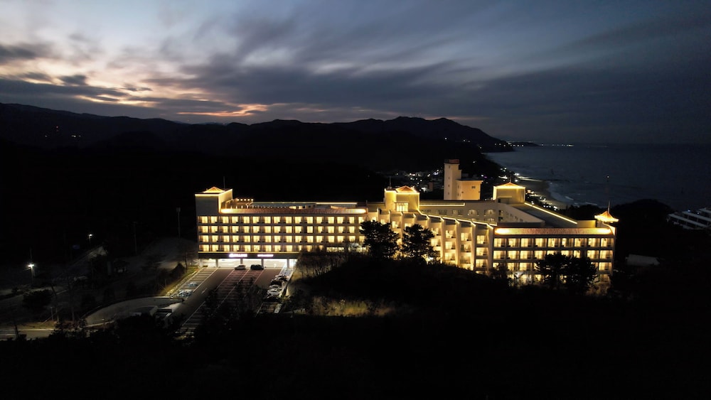 Hotel Withus Jeongdongjin in GANGNEUNG