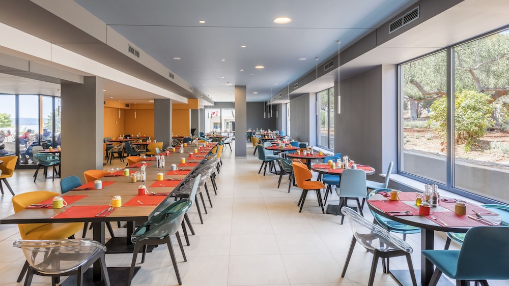 Pharos, Hvar Bayhill Hotel 57/76