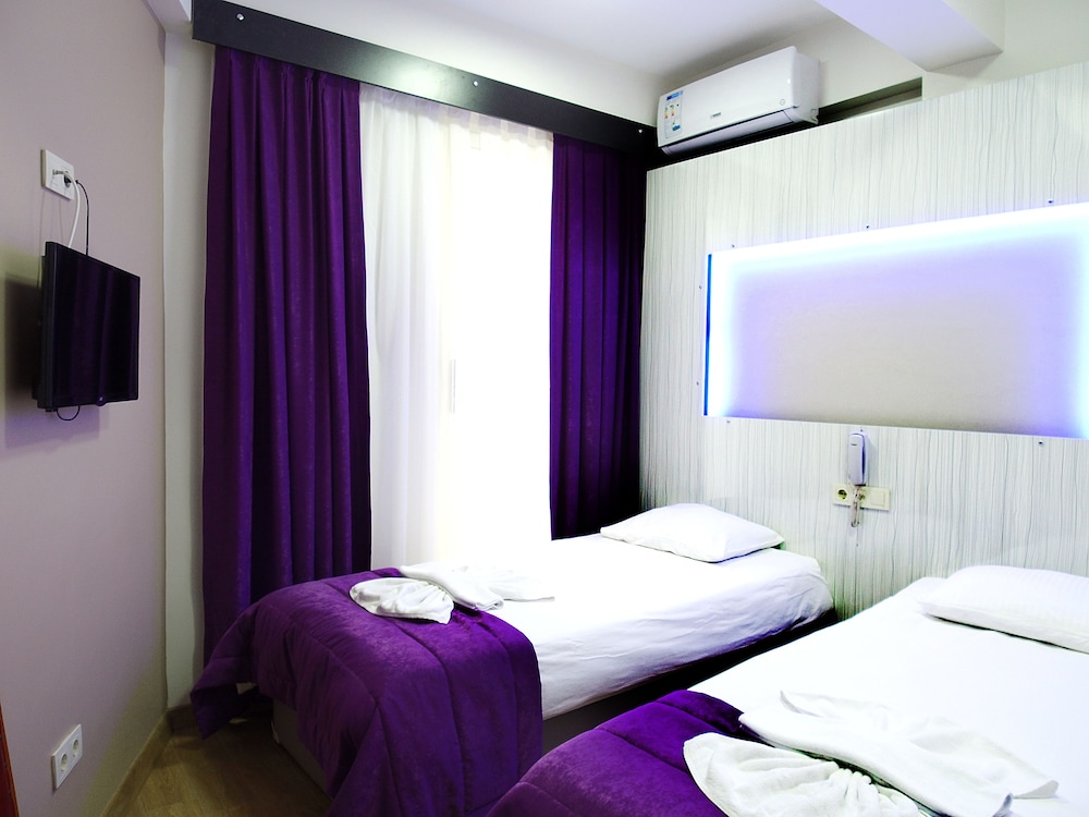 Kadikoy Arya Hotel 12/19