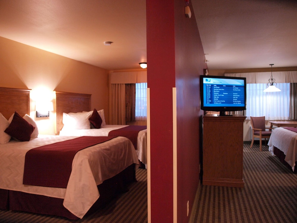 Family Suite, 4 Queen Beds