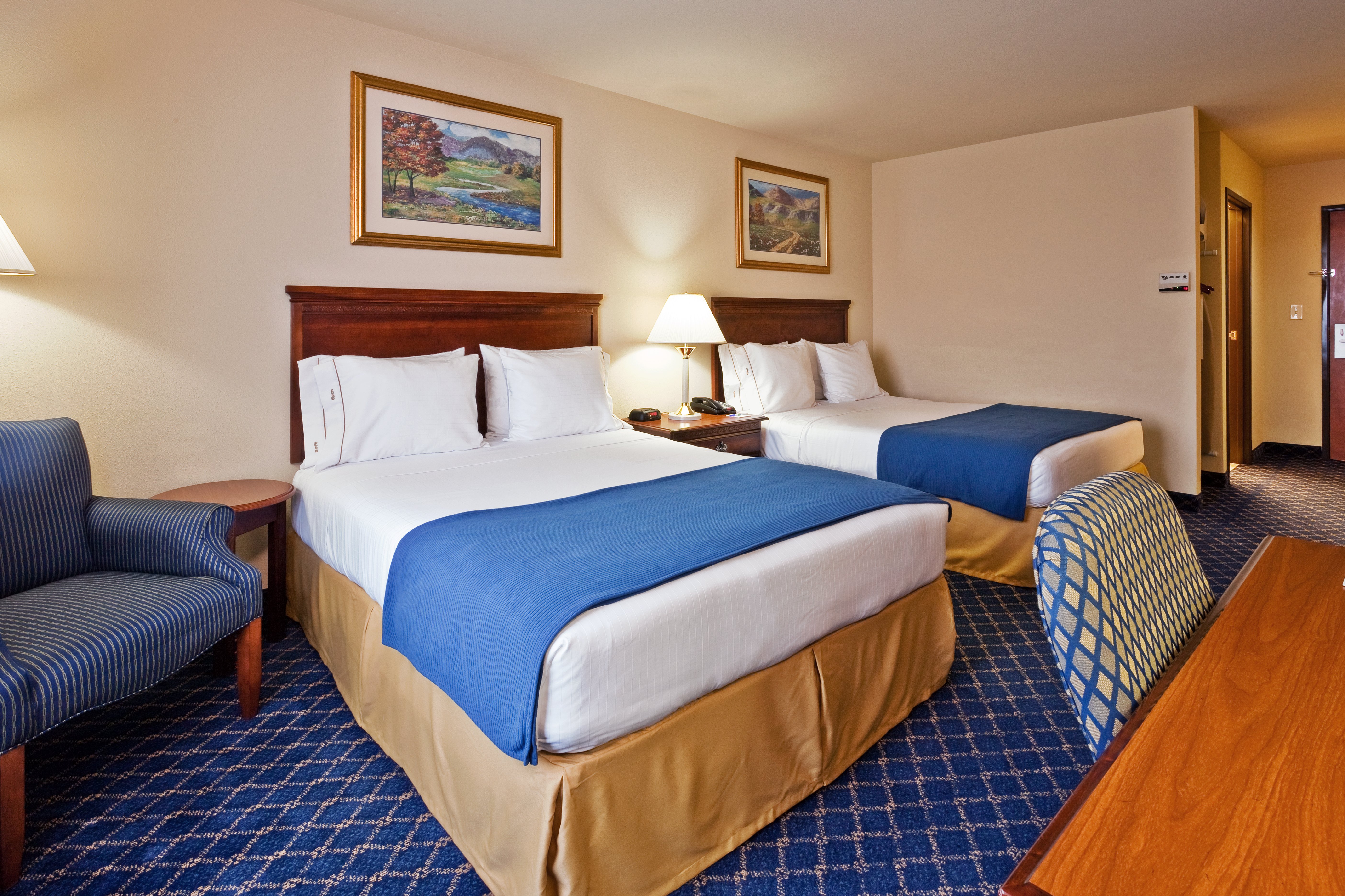 Holiday Inn Express Hotel Suites Paragould 30/60