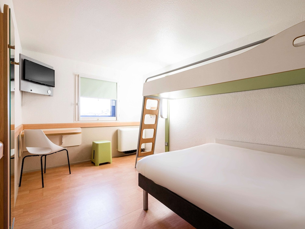 IBIS BUDGET BORDEAUX CENTRE MERIADECK 13/53