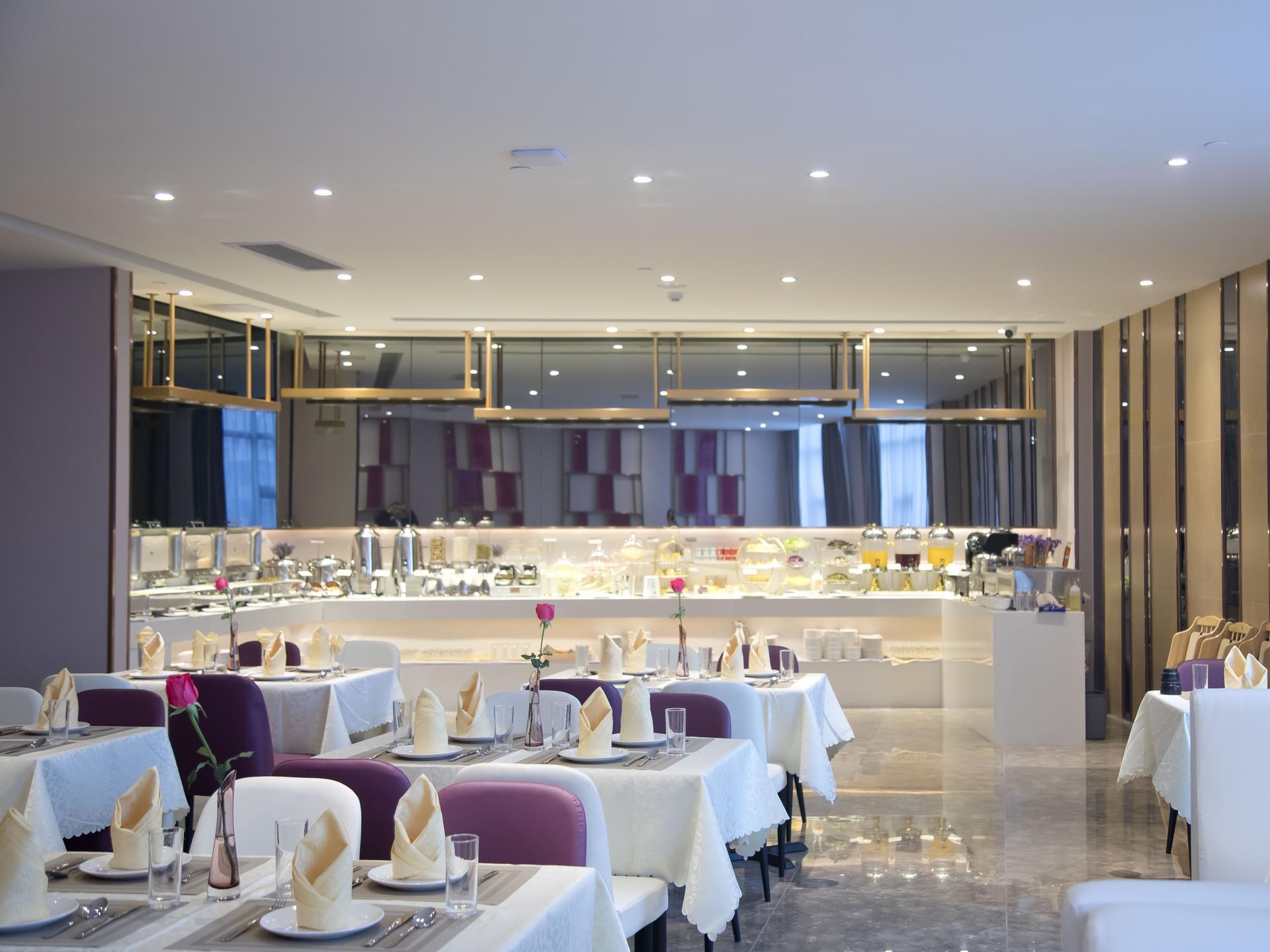 Lavande Hotel (Shenzhen North Railway Station Longhua Bus Terminal) 23/35