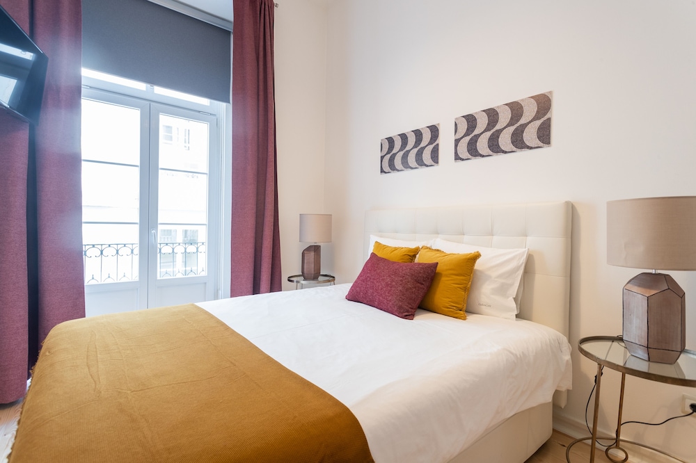 Santa Justa Apartments Downtown Center 32/78