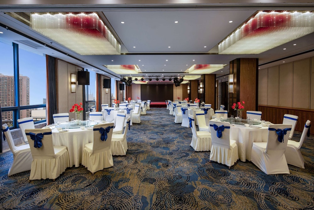Ramada by Wyndham Xiangyang Fancheng 31/32