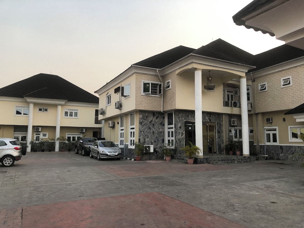 Rosmohr Hotels 18/23