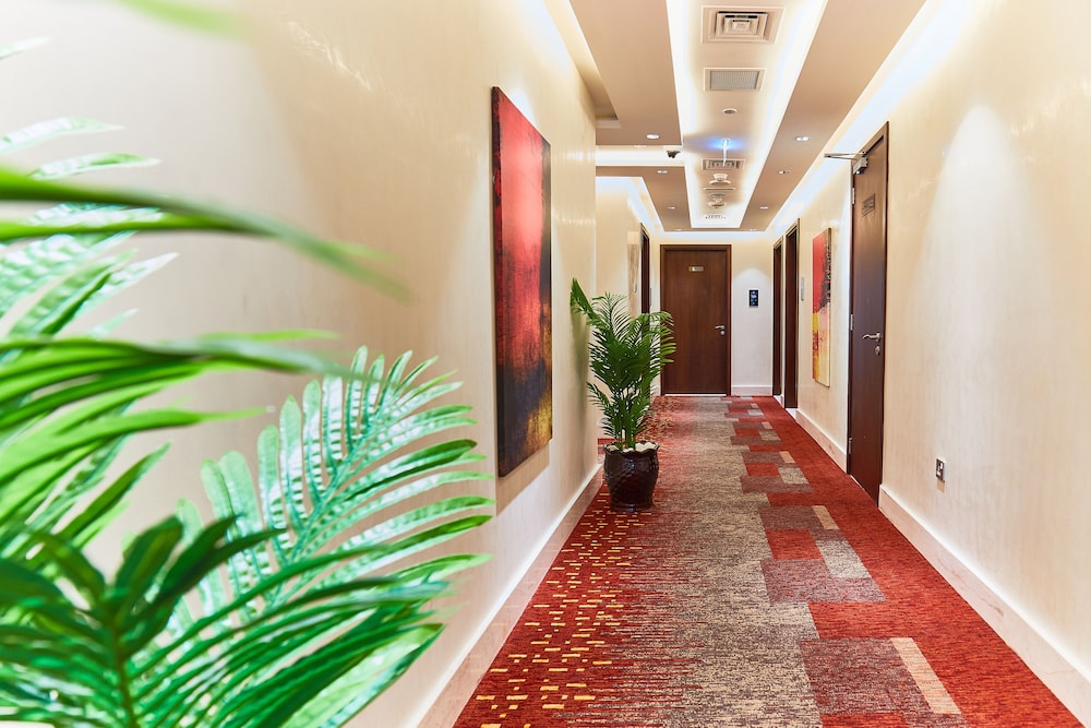 Rose Plaza Hotel Al Barsha 36/38