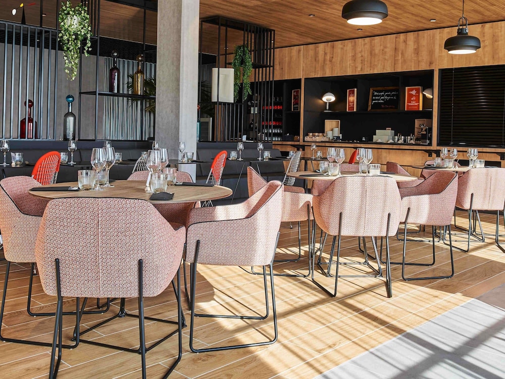 ibis Montlhery Paris Sud 53/68